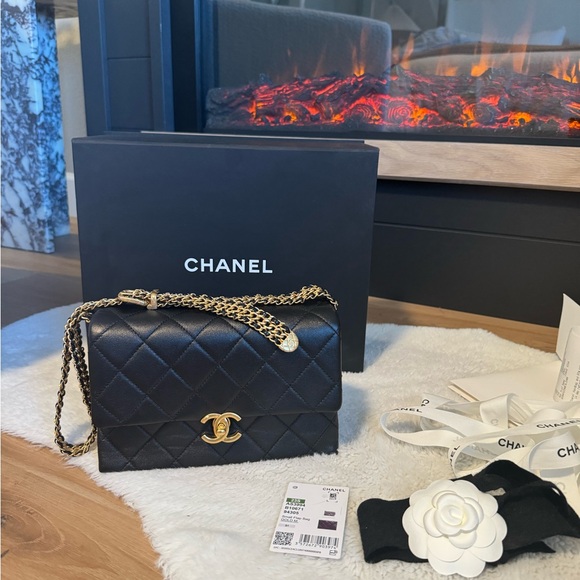 Chanel Small Flap Bag 🥰💕✨ - Picture 2 of 16
